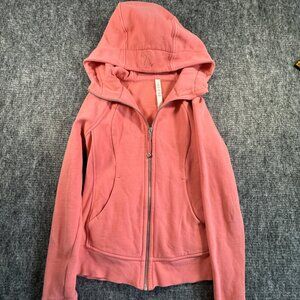 Lululemon Lipstick Scuba size 4 zip up hoodie with thumbholes